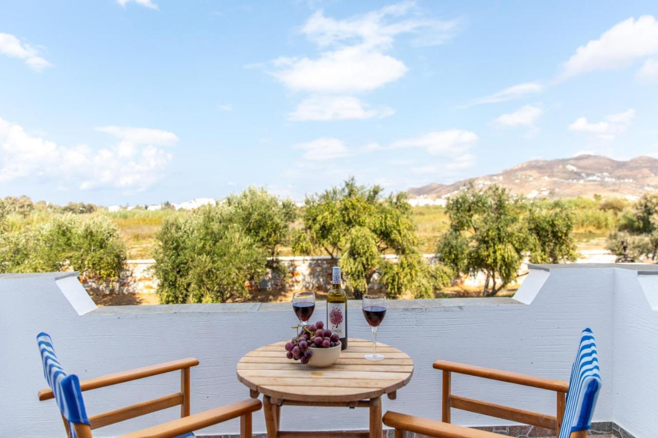 Surfer Paradise Naxos City Exterior foto